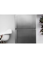 Bauknecht-Kuhl----Gefrierkombination-Standgerat-KGSF-18-A2--IN-Optic-Inox-2-doors-Lifestyle-detail