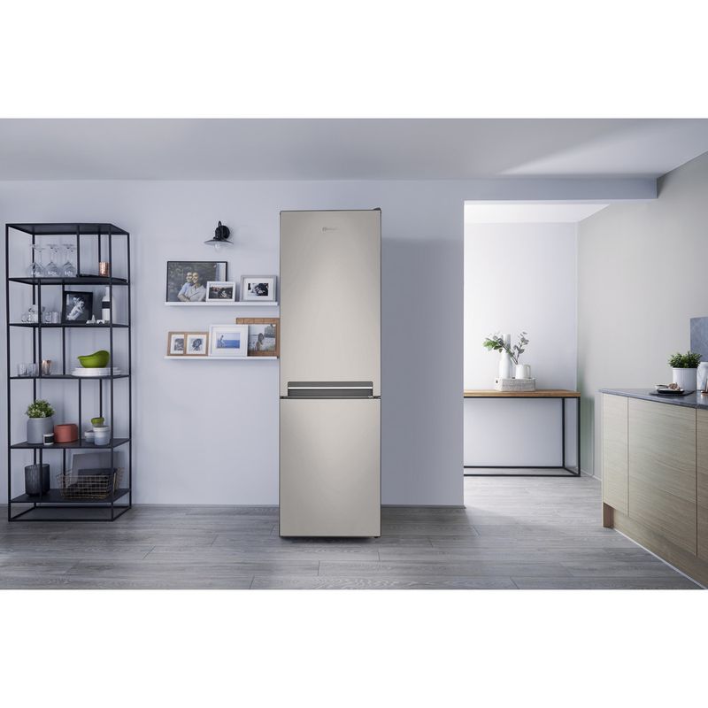 Bauknecht-Kuhl----Gefrierkombination-Standgerat-KG-335-A---IN-Optic-Inox-2-doors-Lifestyle-frontal