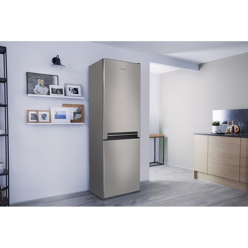 Bauknecht-Kuhl----Gefrierkombination-Standgerat-KG-335-A---IN-Optic-Inox-2-doors-Lifestyle-perspective