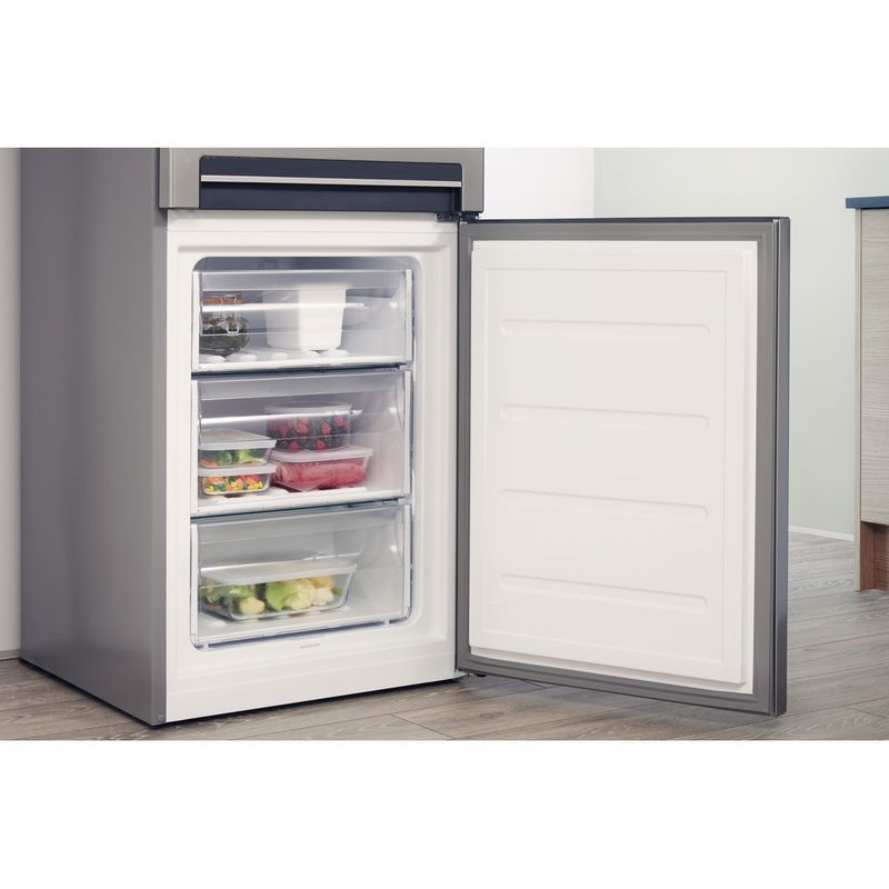 Bauknecht-Kuhl----Gefrierkombination-Standgerat-KG-335-A---IN-Optic-Inox-2-doors-Lifestyle-perspective-open