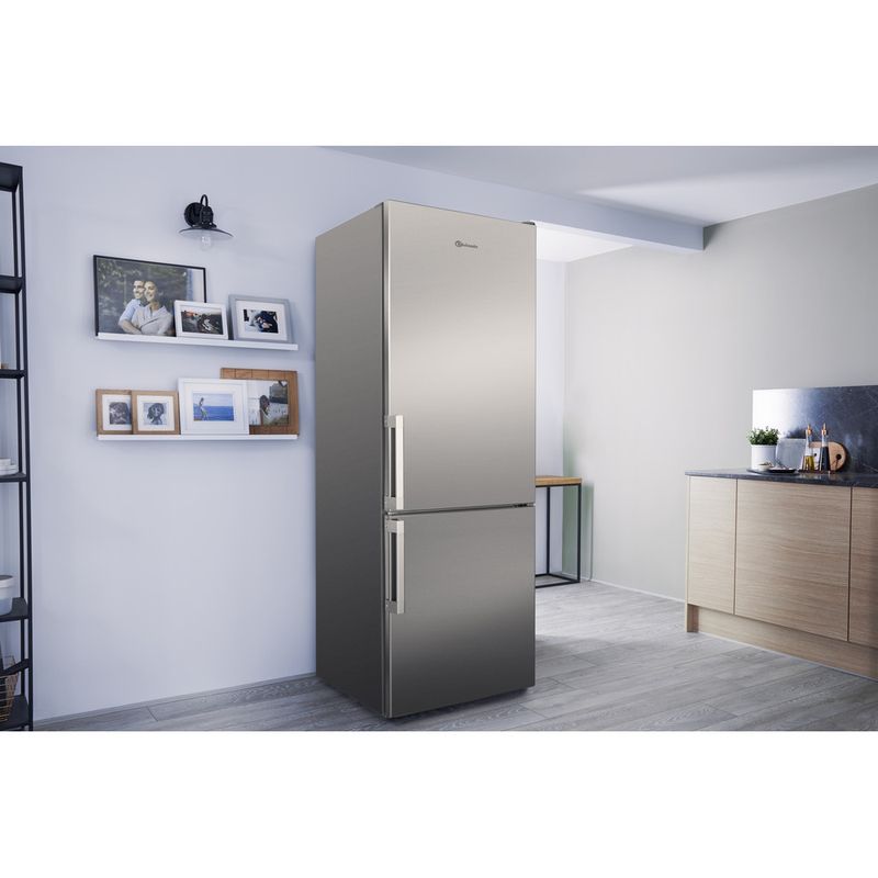 Bauknecht-Kuhl----Gefrierkombination-Standgerat-KGLF-20-A3--IN-Optic-Inox-2-doors-Lifestyle-perspective