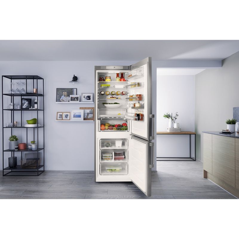 Bauknecht-Kuhl----Gefrierkombination-Standgerat-KGLF-20-A3--IN-Optic-Inox-2-doors-Lifestyle-frontal-open