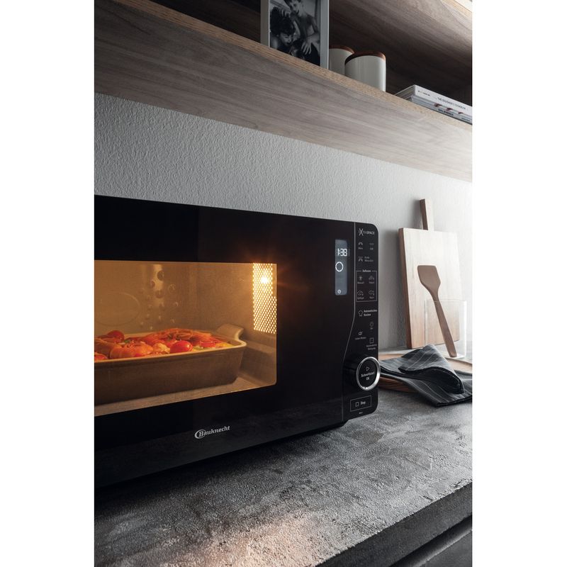 Bauknecht-Mikrowelle-Standgerat-MW-421-SL-Silber-Elektronisch-25-Mikrowelle-Grill-800-Lifestyle-perspective