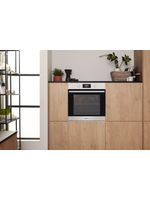 Bauknecht-Einbauherd-Backofen-Einbaugerat-BAR2-KP8V2-IN-Elektrisch-A--Lifestyle-frontal