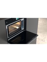 Bauknecht Einbauherd/Backofen Einbaugerät ECSK9 P845 PT Elektrisch A Lifestyle perspective open