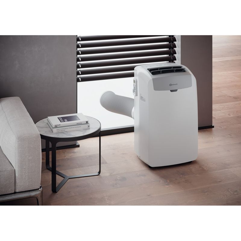 Bauknecht-Air-Conditioner-PACW29HP-BK-A--An-Aus-Weiss-Lifestyle-perspective-open
