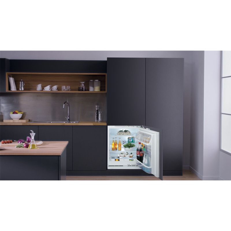 Bauknecht Kühlen Einbaugerät KSU 8VF1 Weiss Lifestyle frontal open