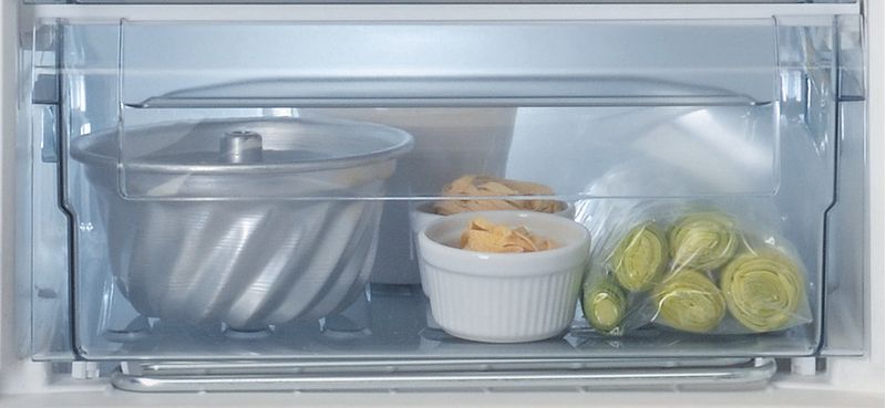 Bauknecht-Gefrierteil-Einbaugerat-GSU-8F1-Weiss-Drawer