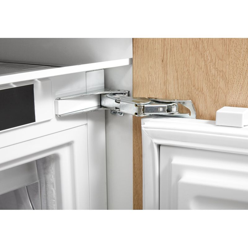 Bauknecht-Gefrierteil-Einbaugerat-GSI-9F2-Weiss-Lifestyle-detail