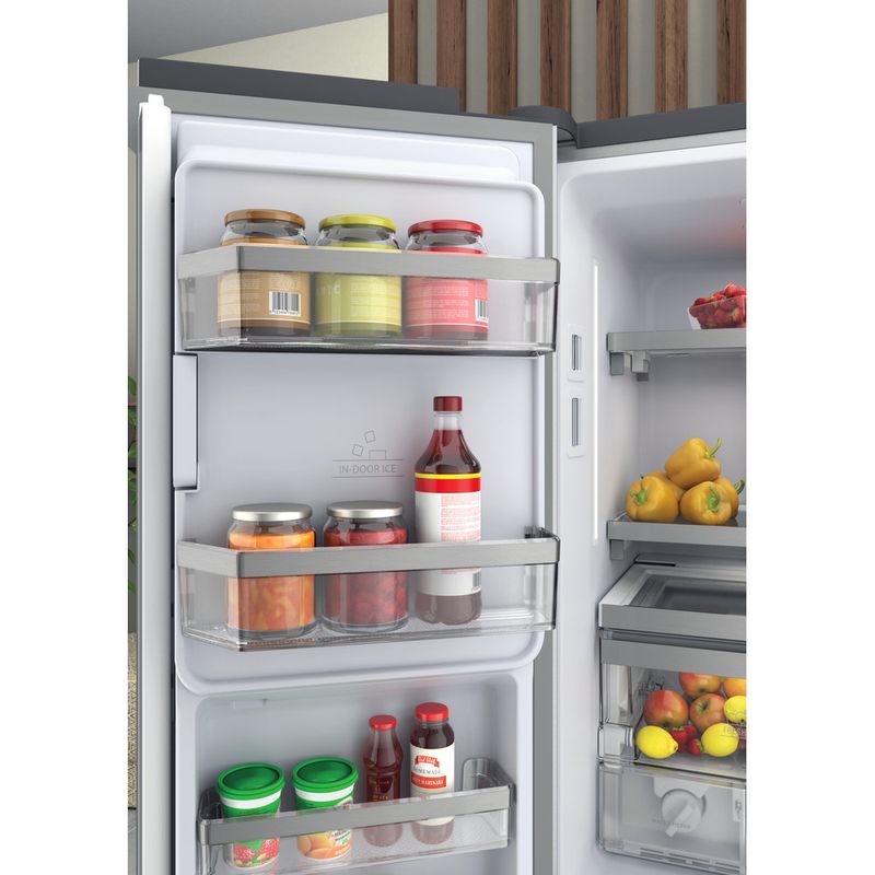 Bauknecht-Side-by-Side-Standgerat-BQ9I-MO1L-Inox-Look-Lifestyle-detail