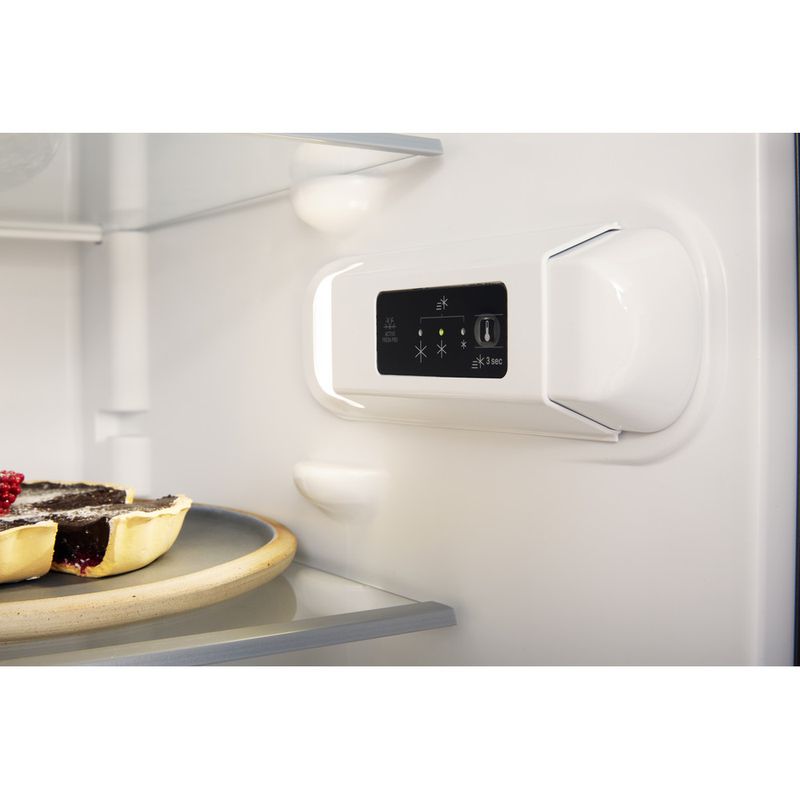 Bauknecht-Kuhl----Gefrierkombination-Standgerat-KGS-1820G-IN-2-Optic-Inox-2-doors-Lifestyle-control-panel