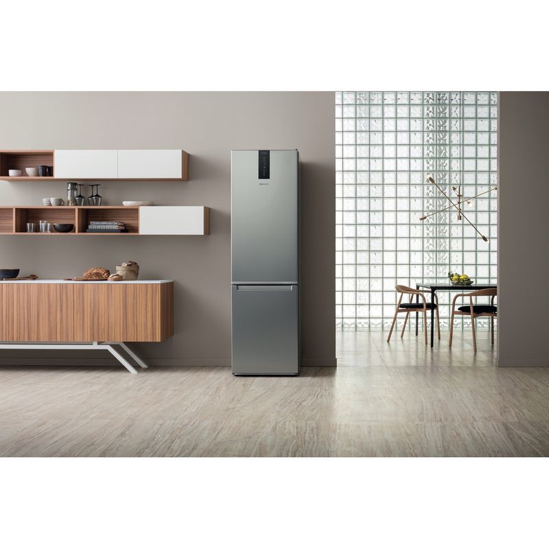 Bauknecht-Kuhl----Gefrierkombination-Standgerat-KGN-2030D-IN-Optic-Inox-2-doors-Lifestyle-frontal