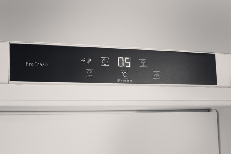 Bauknecht Kühlen Einbaugerät KSI 18GF2 P0 Weiss Control panel