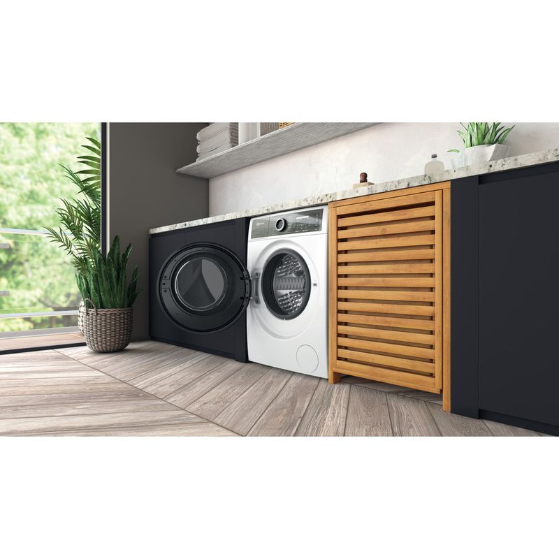 Bauknecht-Waschmaschine-Standgerat-B6-W845WB-DE-Weiss-Frontlader-B-Lifestyle-perspective-open