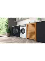 Bauknecht Waschmaschine Standgerät B8 W046WB DE Weiss Frontlader A Lifestyle perspective open