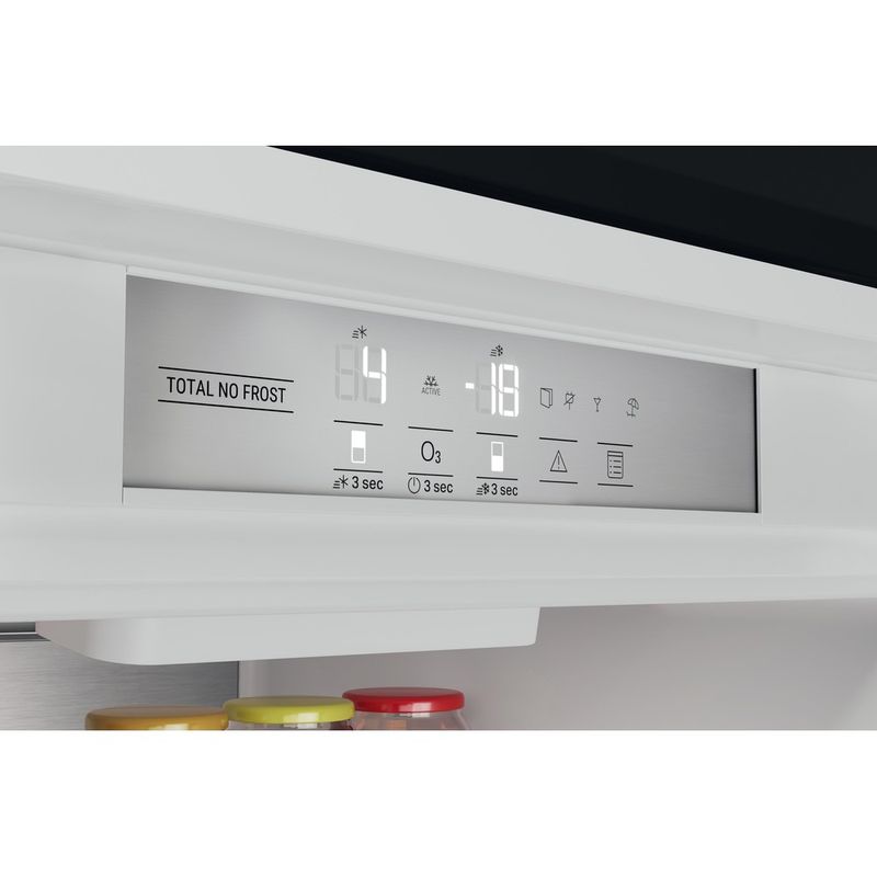 Bauknecht-Kuhl----Gefrierkombination-Einbaugerat-KGITN-20F3-MA-Weiss-2-doors-Lifestyle-control-panel