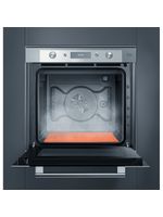 Bauknecht-Einbauherd-Backofen-Einbaugerat-BCVMS-8100-PT-Elektrisch-A--Lifestyle-frontal-open