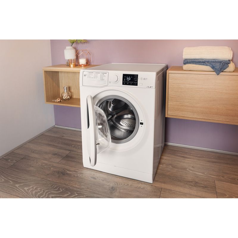 Bauknecht-Waschmaschine-Standgerat-WM-Pure-7G41-Weiss-Frontlader-A----Lifestyle-perspective-open