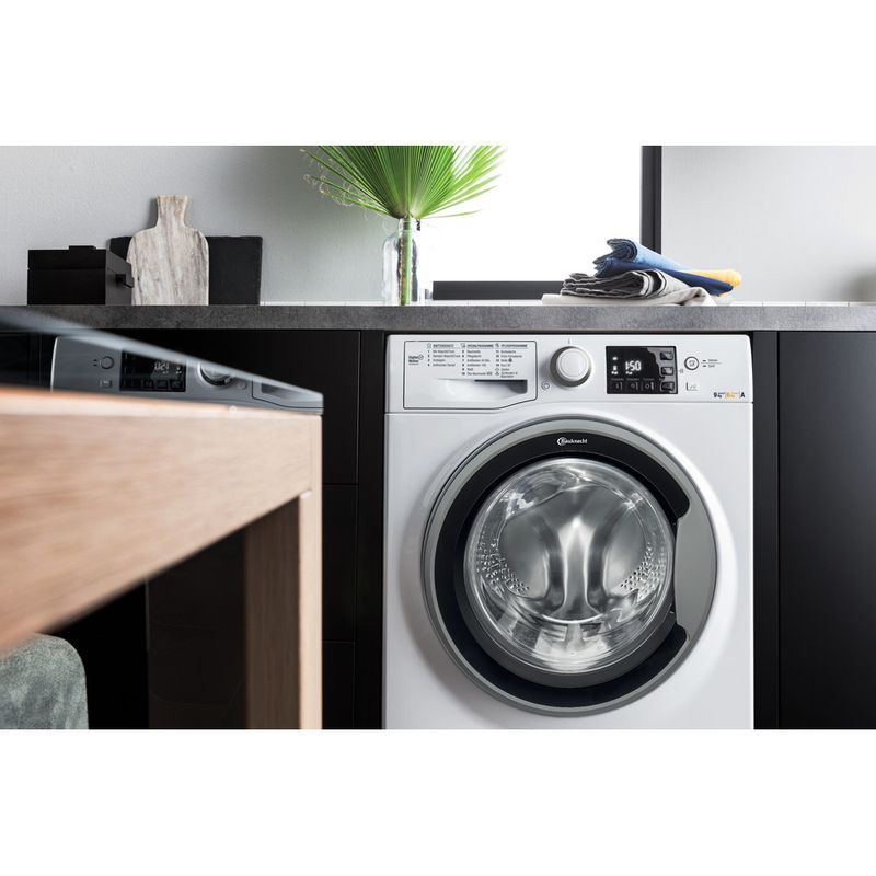 Bauknecht-Waschtrockner-Standgerat-WATK-Sense-96G6-DE-Weiss-Frontlader-Lifestyle-frontal
