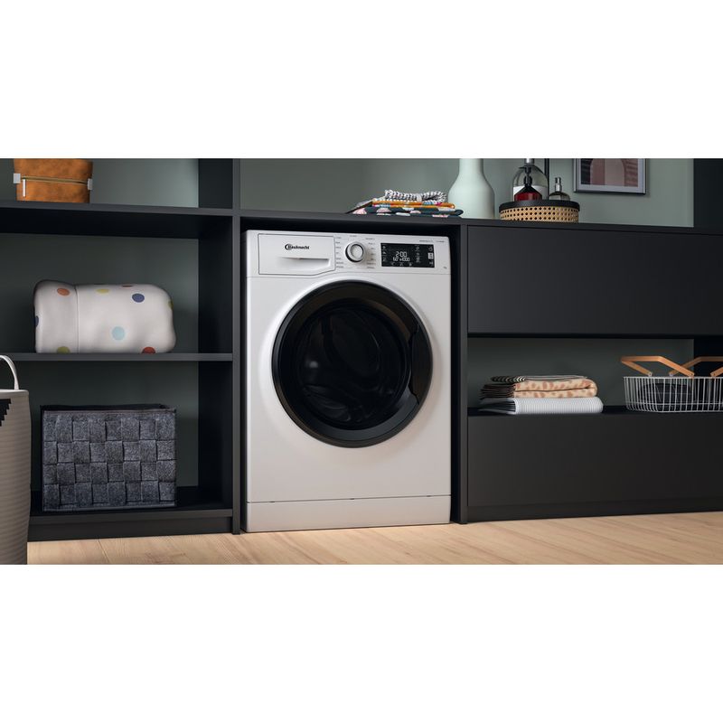 Bauknecht-Waschmaschine-Standgerat-WM-Elite-722-C-Weiss-Frontlader-D-Lifestyle-perspective