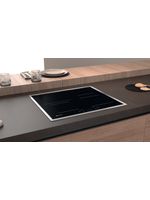 Bauknecht Kochfeld BQ 2760S FT Schwarz Induction vitroceramic Lifestyle perspective