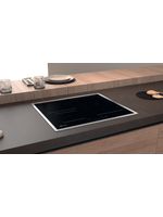 Bauknecht Kochfeld BU 1760C FT Schwarz Induction vitroceramic Lifestyle perspective