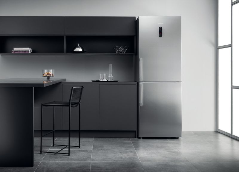 Bauknecht-Kuhl----Gefrierkombination-Standgerat-KGNXL-19-A3--IN-Optic-Inox-2-doors-Lifestyle-frontal