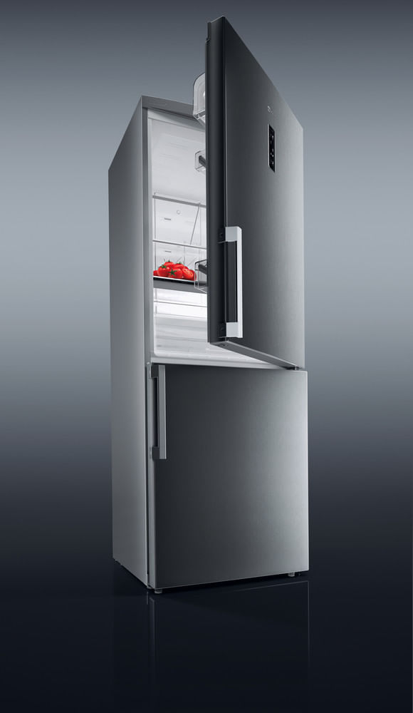 Bauknecht-Kuhl----Gefrierkombination-Standgerat-KGNXL-19-A3--IN-Optic-Inox-2-doors-Lifestyle-perspective-open