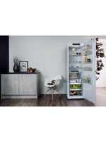 Bauknecht Kühlen Standgerät KR 17G4 WS 2 Weiss Lifestyle frontal open