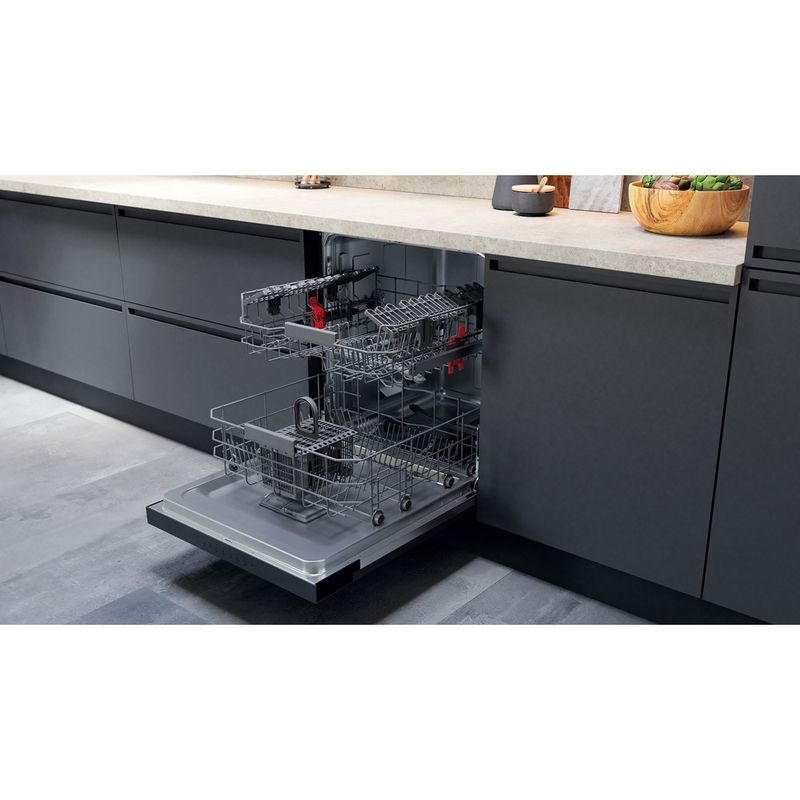 Bauknecht Dishwasher Einbaugerät IBBC 3C33 X Teilintegriert D Lifestyle perspective open