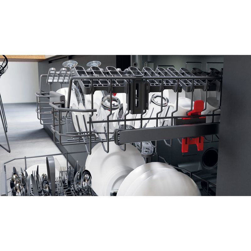 Bauknecht Dishwasher Einbaugerät IBBC 3C33 X Teilintegriert D Lifestyle detail