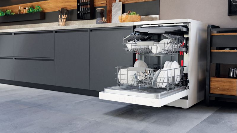 Bauknecht Dishwasher Standgerät BFC 3C26 PF A Standgerät E Lifestyle perspective open