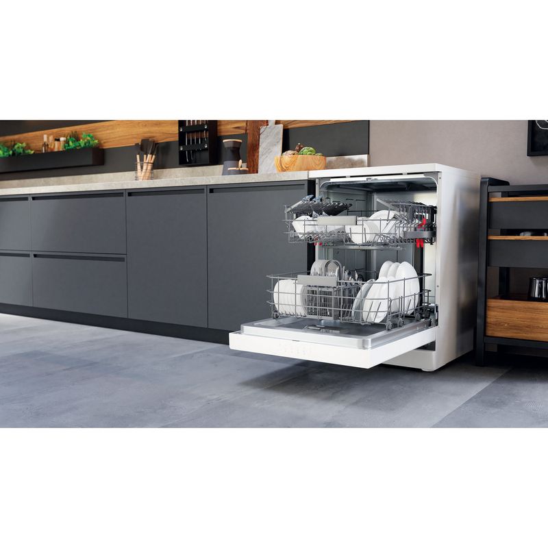 Bauknecht Dishwasher Standgerät BFC 3B+26 Standgerät E Lifestyle perspective open