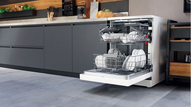 Bauknecht Dishwasher Standgerät BFO 3C33 C Standgerät D Lifestyle perspective open