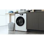 Bauknecht-Waschmaschine-Standgerat-WM-7-M100-Weiss-Frontlader-E-Lifestyle-perspective