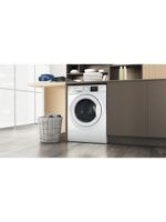 Bauknecht Waschtrockner Standgerät WT AO 86 43 N Weiss Frontlader Lifestyle perspective
