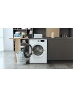 Bauknecht Waschmaschine Standgerät WM Class 8A Weiss Frontlader A Lifestyle frontal open