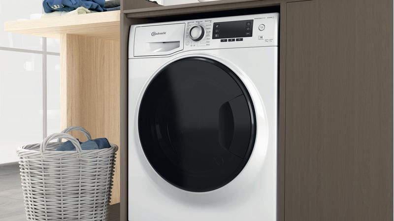 Bauknecht Waschtrockner Standgerät WATK Sense 117S 52 N Weiss Frontlader Lifestyle detail