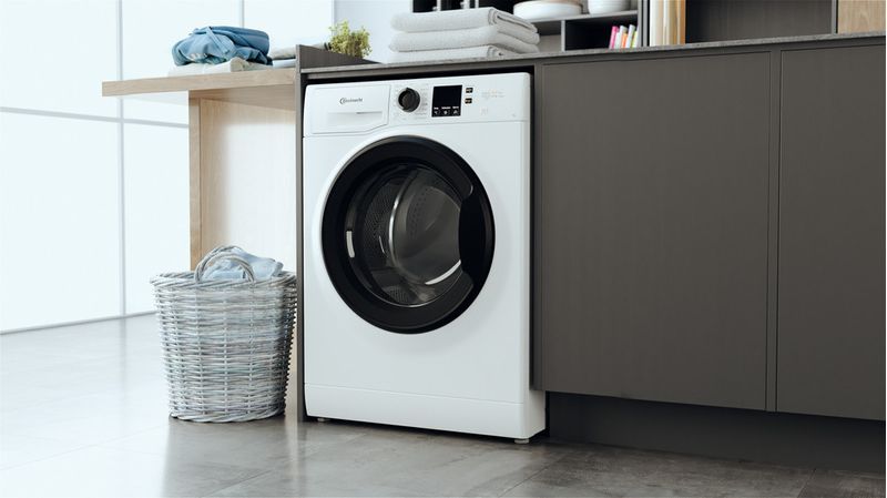 Bauknecht Waschmaschine Standgerät BPW 914 A Weiss Frontlader A Lifestyle perspective