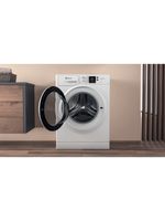 Bauknecht Waschmaschine Standgerät BW 719 B Weiss Frontlader B Lifestyle frontal open