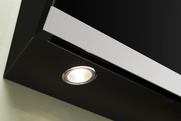 Bauknecht Dunstabzugshauben Einbaugerät DBHVS 81 LT K/2 Schwarz Wandmontage Elektronisch Lifestyle detail