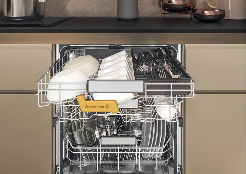 Bauknecht Dishwasher Einbaugerät B8I HF58 TUC Vollintegriert (Lieferung ohne Möbelfront) B Lifestyle detail