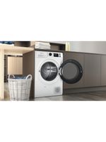 Bauknecht Trockner T Advance M11 83 N Weiss Lifestyle perspective open