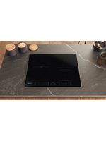 Bauknecht Kochfeld BS 5860F CPAL Schwarz Induction vitroceramic Lifestyle frontal top down