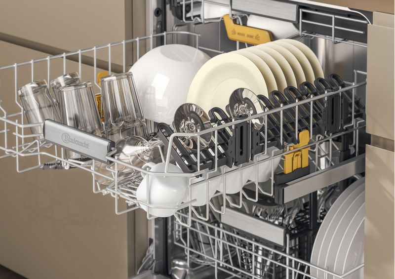 Bauknecht-Dishwasher-Einbaugerat-B8RI-HP42-LC-Vollintegriert--Lieferung-ohne-Mobelfront--C-Lifestyle-detail