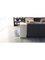 Bauknecht-Waschmaschine-Standgerat-WMT-612-B5-Weiss-Toplader-B-Lifestyle-frontal