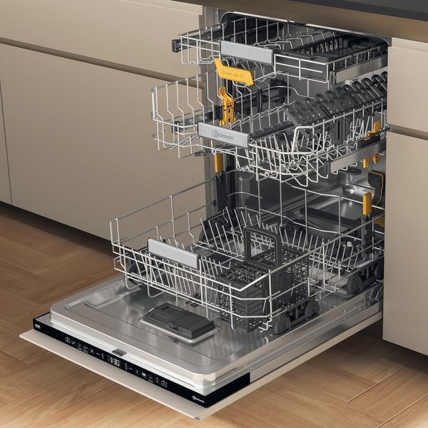 Bauknecht Dishwasher Einbaugerät B8I HT58 TS Vollintegriert (Lieferung ohne Möbelfront) B Perspective open