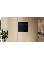Bauknecht Einbauherd/Backofen Einbaugerät BBI4S8HM1SK Elektrisch A+ Lifestyle frontal