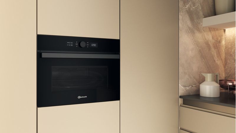 Bauknecht Mikrowelle Einbaugerät BMW47DMK Schwarz Elektronisch 40 Kombinationsbetrieb mit Mikrowelle 900 Lifestyle perspective