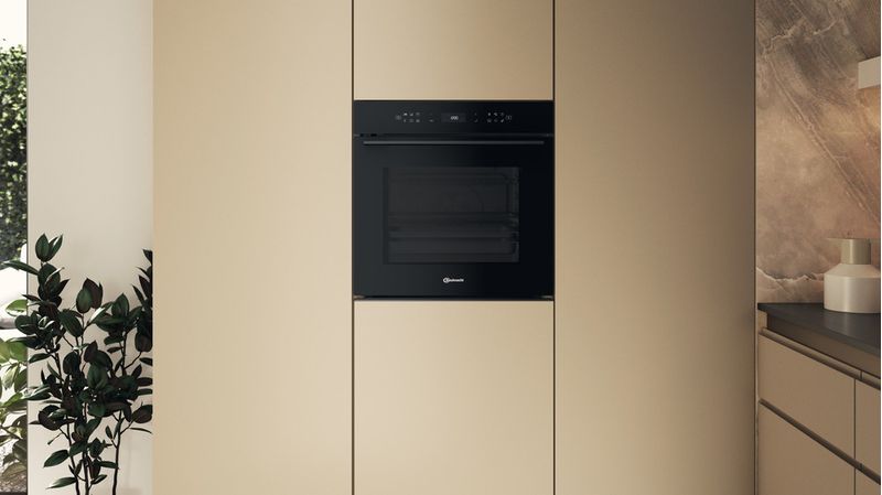 Bauknecht Einbauherd/Backofen Einbaugerät BBI78PT1SK Elektrisch A+ Lifestyle frontal